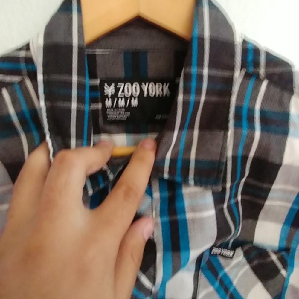 Button up - Picture 5 of 6